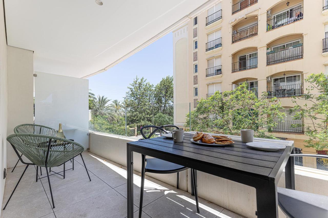 Stylish 2 Bedroom Apartment In Estepona Old Town Buitenkant foto