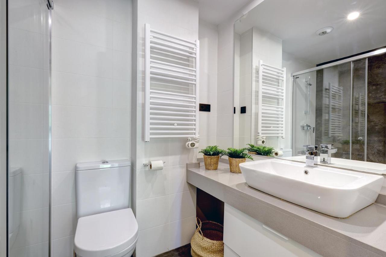 Stylish 2 Bedroom Apartment In Estepona Old Town Buitenkant foto