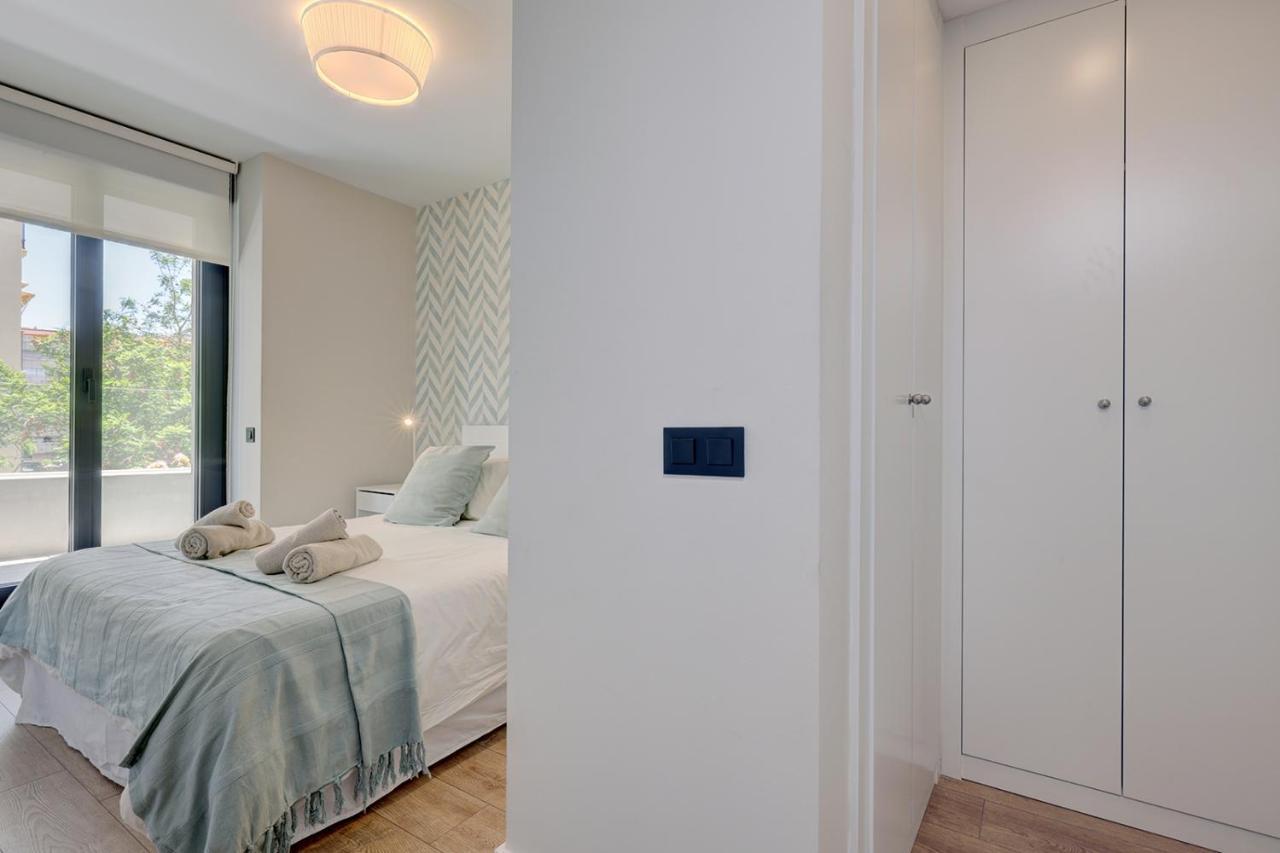 Stylish 2 Bedroom Apartment In Estepona Old Town Buitenkant foto