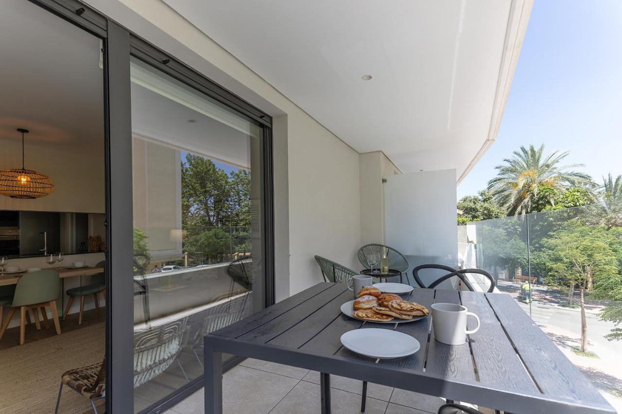 Stylish 2 Bedroom Apartment In Estepona Old Town Buitenkant foto