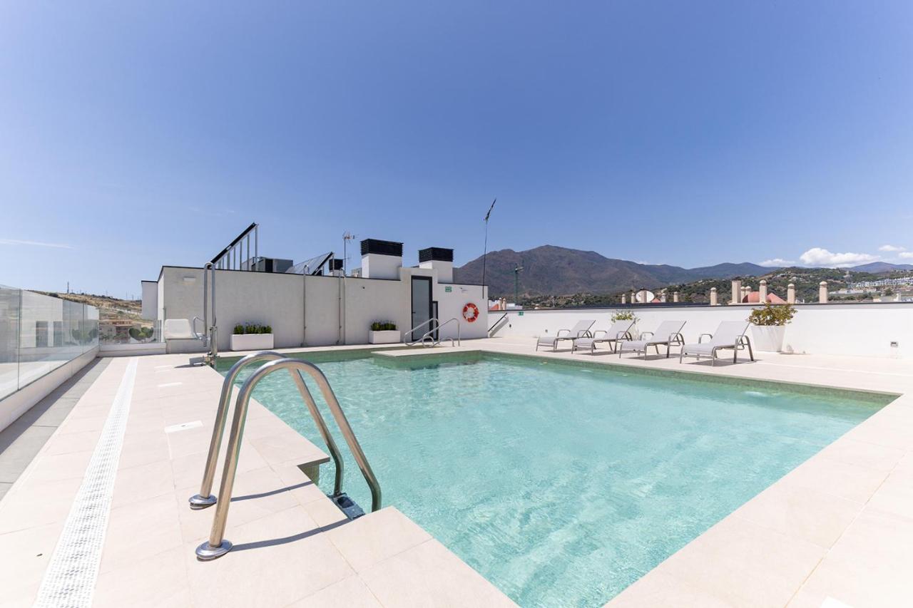 Stylish 2 Bedroom Apartment In Estepona Old Town Buitenkant foto